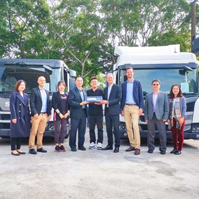 FULONGMA lanza conjuntamente con SCANIA el primer camión compactador de basura de acceso inferior de tercera generación en Hong Kong.