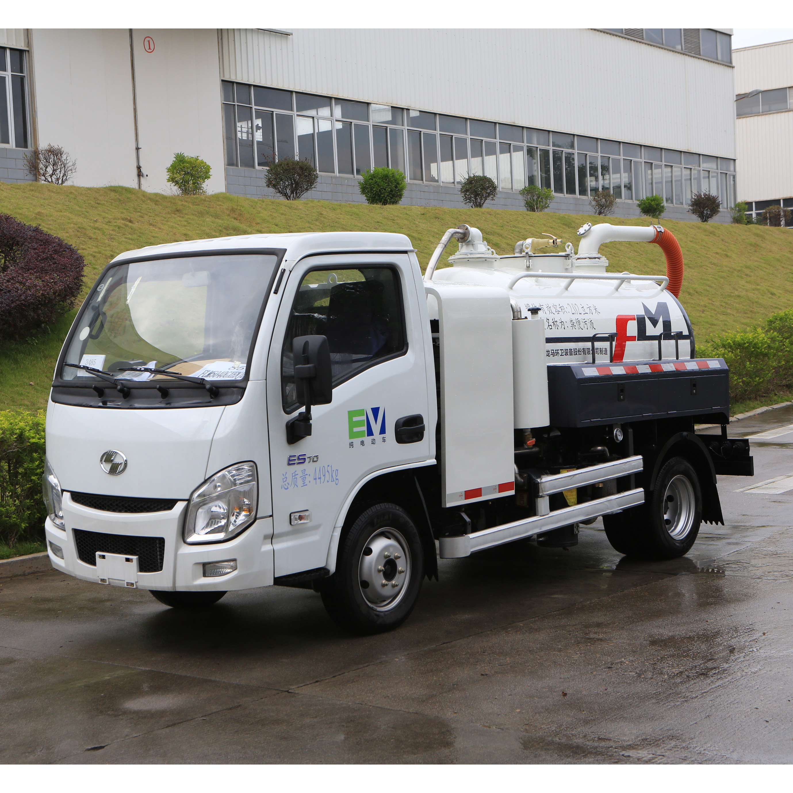 Configuración funcional y características del último camión de succión de aguas residuales eléctrico puro de FULONGMA