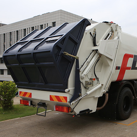 ¿Cuál es la diferencia entre un camión de basura de compresión FULONGMA y un camión de basura ordinario?